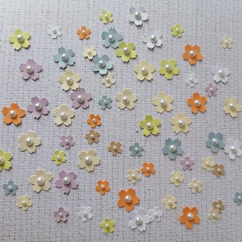 Embellissents papier scrapbooking fleur