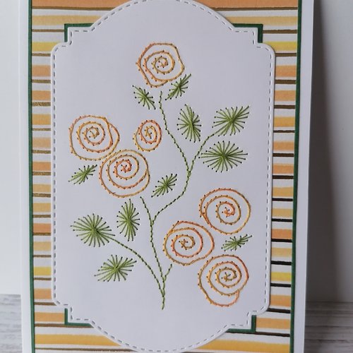 Carte brodée de roses jaunes