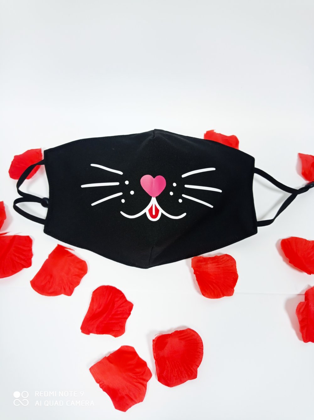 Masque Tissu Noir Chat Moustache Livraison Gratuite Un Grand Marche