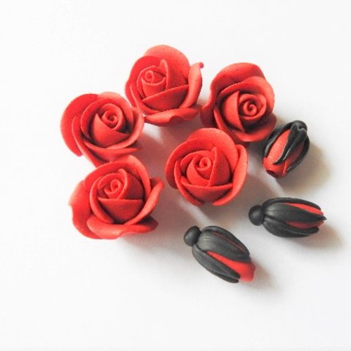 Lot 5 roses rouges en fimo et 3 boutons