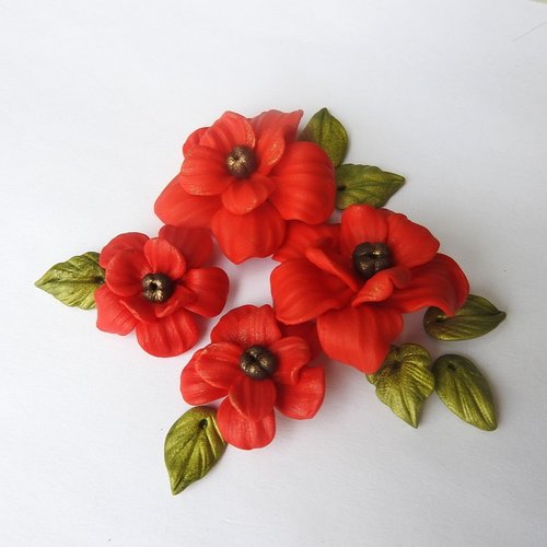 Lot 4 fleurs coquelicots et 7 feuilles pour vos créations