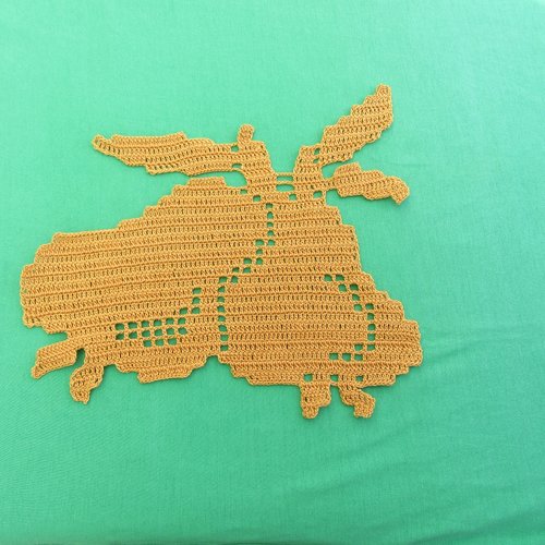 Napperon " poires " . linge de table en coton. création crochet fait main. pièce pour customisation.
