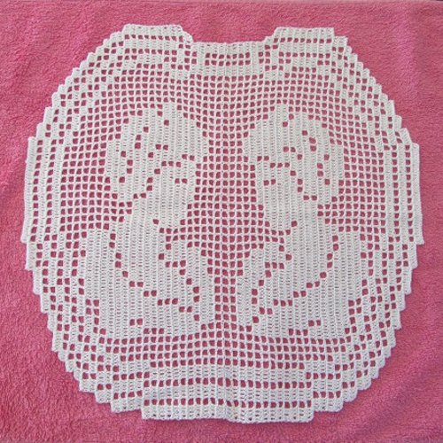 Napperon au crochet en coton style empire . création fait main.