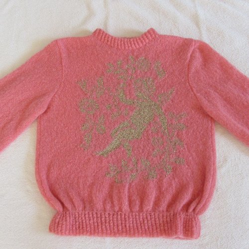 Pull tricot création fait main . pièce unique laine et fil doré.