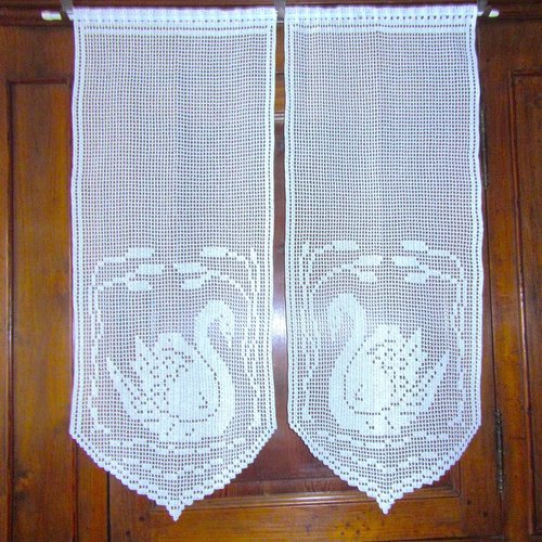 Rideaux brise-vue, voilage chats assis. dentelle de crochet création fait main.
