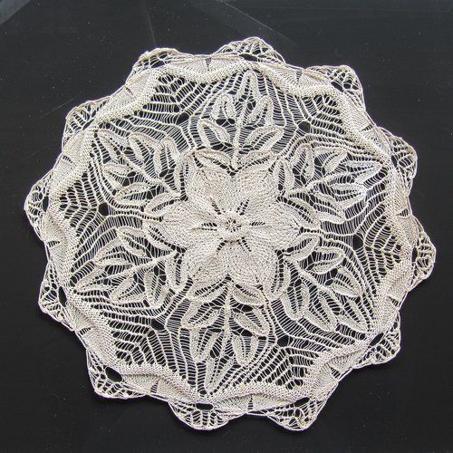 Napperon tricot d'art, dentelle aux aiguilles en coton.