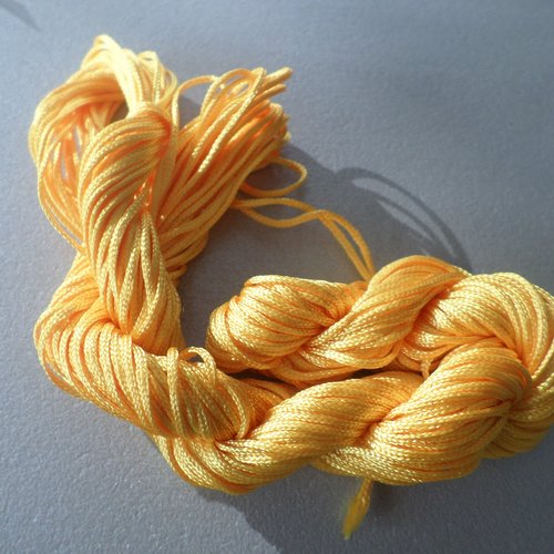 27 mètres de fil shamballa jaune/orangé nylon macramé cordon tressé d'1 mm