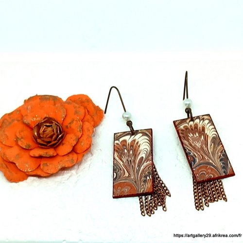 Boucles d'oreilles pendantes marron, effet marbré - papier peint à la main - bohème chic - petit prix