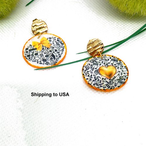 Boucles d'oreilles coeur bleu/ or imprimé - pendantes rondes - attaches dorées façon joaillerie