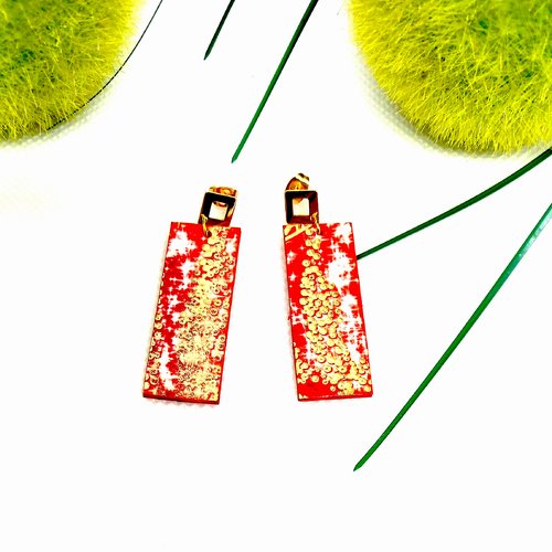 Boucles d'oreilles rectangles rouge & doré - motif galaxie - tiges d'oreilles plaqué or