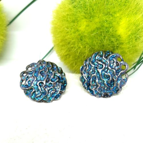 Clip boucles d'oreilles rondes texturée métal argenté vieilli et paillettes bleues - pas cher