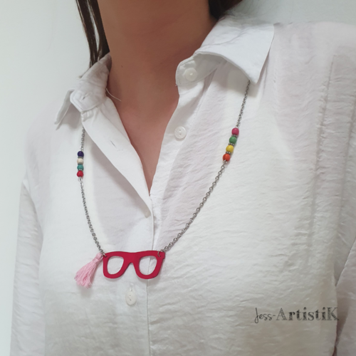 Sautoir couleur argent perles multi couleur et lunettes rose fuchsia, collier décalé original