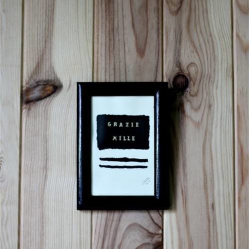 Upcycling affiche tableau pâtes ‘grazie mille’ minimaliste noir blanc cadre