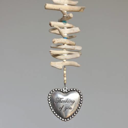 Guirlande bois flotté cœur pendentif argent texte perles imitation coquillage blanc bleu – suspension déco zen