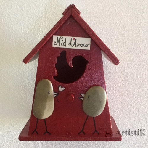 Mini maison oiseaux rouge