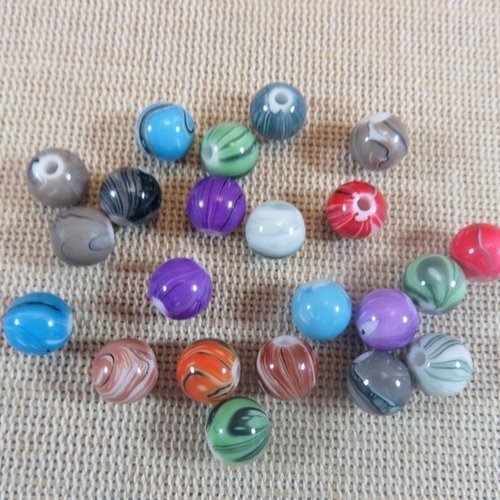 Perles ronde 8mm bubblegum en acrylique multicolore - lot mixte de 15