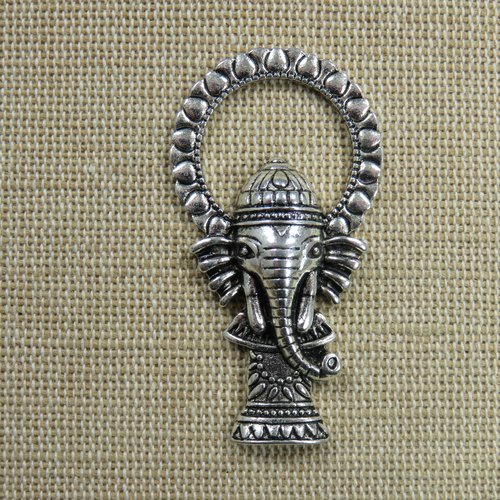 Pendentif éléphant hindou ganesh argenté vieilli en métal 50mm