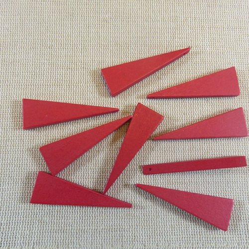 Perles triangle en bois rouge 41x14mm pendentif géométrique - lot de 6