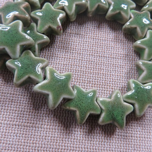 Perles céramique étoile verte 15mm - lot de 5