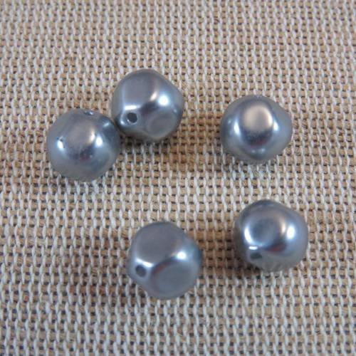 Perles gris métal 8mm acrylique à facette - lot de 32