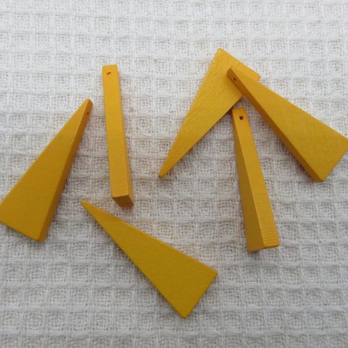 Perles triangle en bois jaune 41mm pendentif géométrique - lot de 6