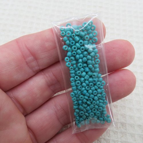 Perles de rocaille 2mm bleu turquoise - ensemble de 200 perles environ