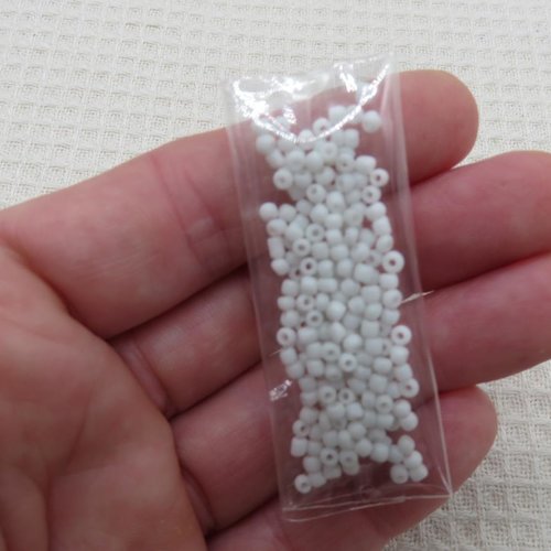 Perles de rocaille 2mm blanc - ensemble de 200 perles environ