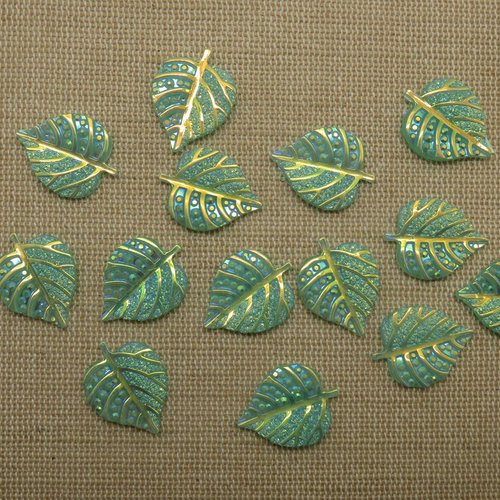 Cabochons feuille verte en résine 20x16mm - lot de 9