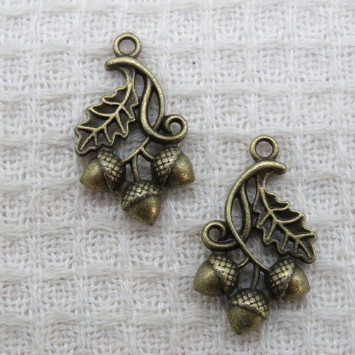 Pendentif feuille gland 3d bronze en métal - lot de 2