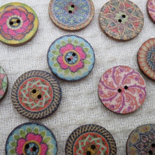 Boutons en bois mandala 20mm bouton de couture - lot de 10