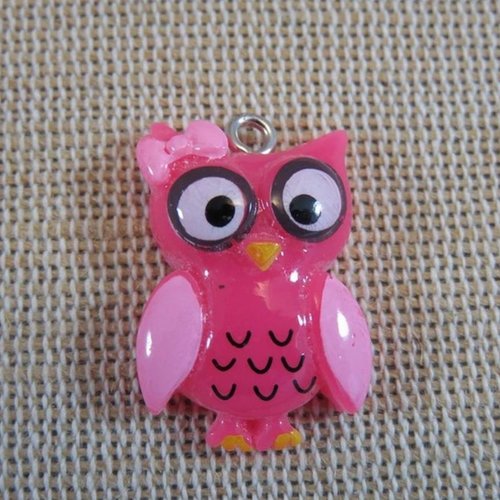 Pendentifs chouette rose en résine 25mm - lot de 2