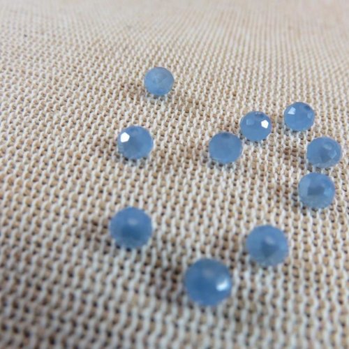 Perle en verre à facette bleu 4mm - lot de 30