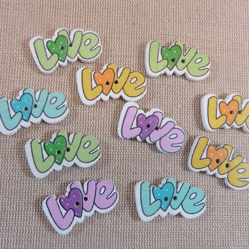 Bouton en bois love multicolore couture scrapbooking - lot de 8
