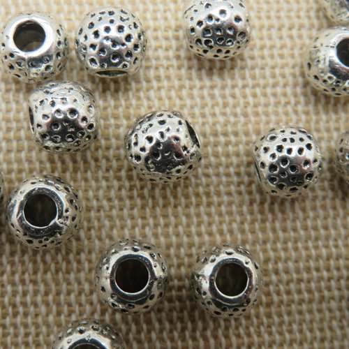 Perles métal ronde effet martelé coloris argenté 7mm - lot de 10