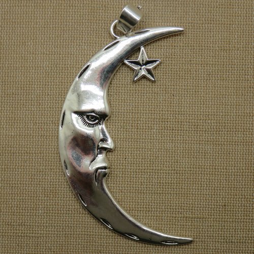 Pendentif lune visage bohème métal coloris argenté 95mm