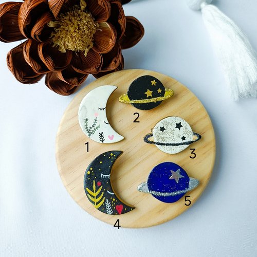 Broches lune, planète