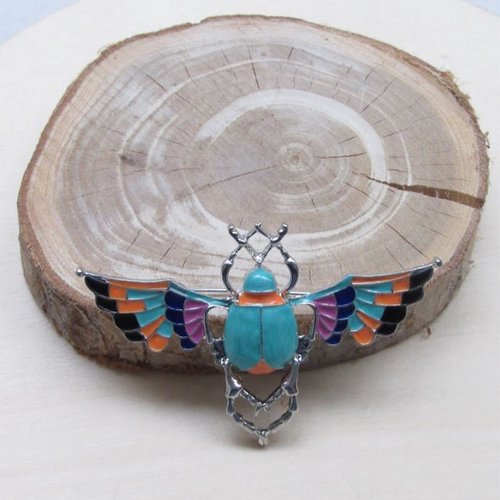Broche bijou insecte coléoptère style scarabée égyptien, acier argenté.