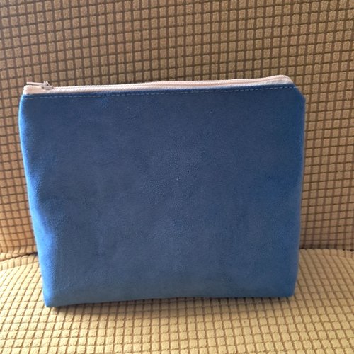 Trousse en velours bleue