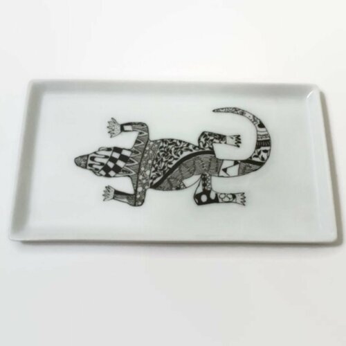 Plateau porcelaine le lézard noir et blanc