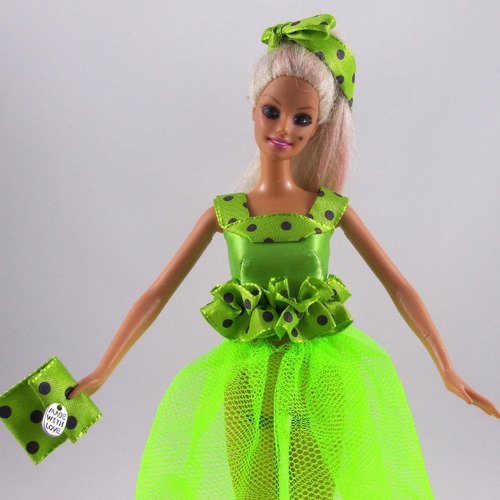 Vêtements pour poupée barbie - "robe de fête vert tendre"