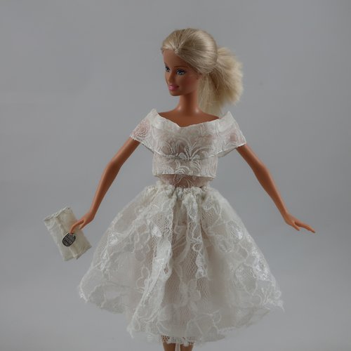 Vêtements pour poupée barbie - "robe de fête"