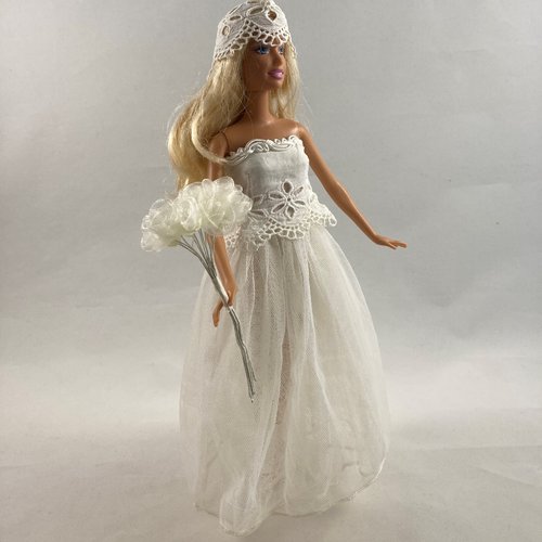 Vêtements pour poupée barbie - "robe de mariée romantique"