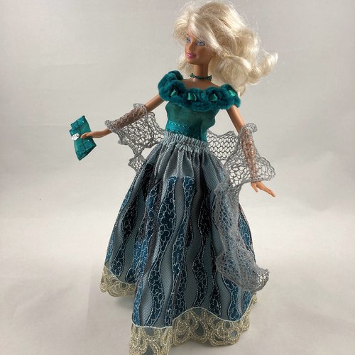 Vêtements pour poupée barbie - "princesse"