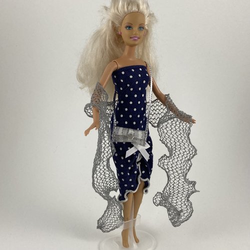 Vêtement pour poupée barbie - "la petite robe bleue"