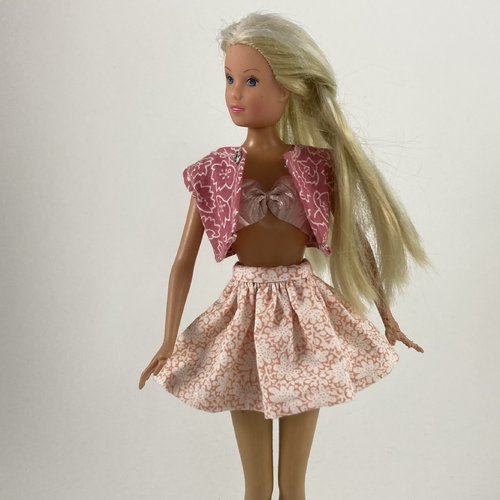 Vêtement pour poupée barbie - "tenue d'été"