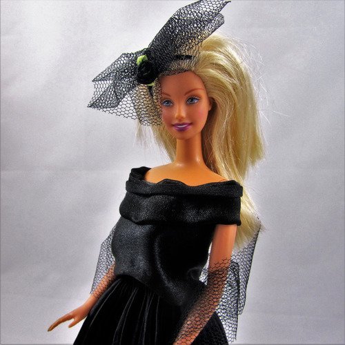 Vêtements pour poupée barbie - "petit ensemble habillé noir"