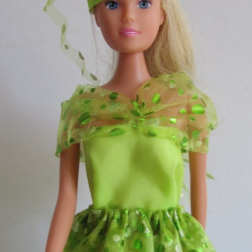 Vêtements pour poupée barbie - "robe du soir verte"