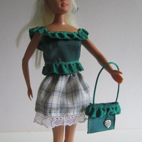Vêtements pour poupée barbie - "petit ensemble estival vert"