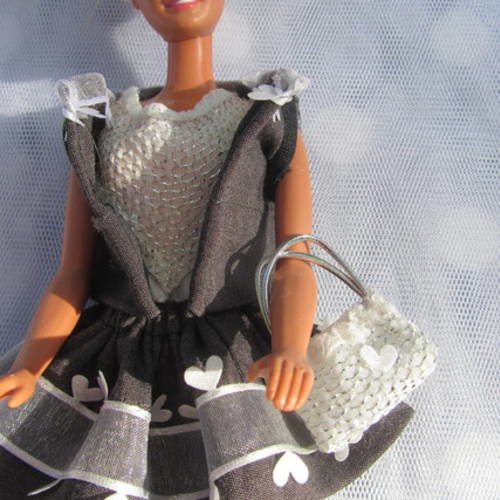 Vêtements pour poupée barbie - c'est l'été pour barbie 