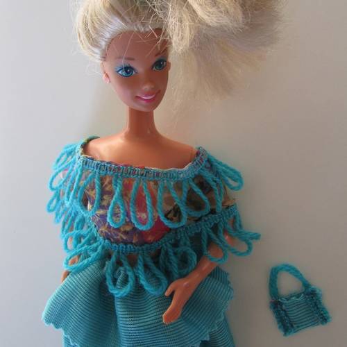 Vêtements pour poupée barbie - l'ensemble "hippie chic"